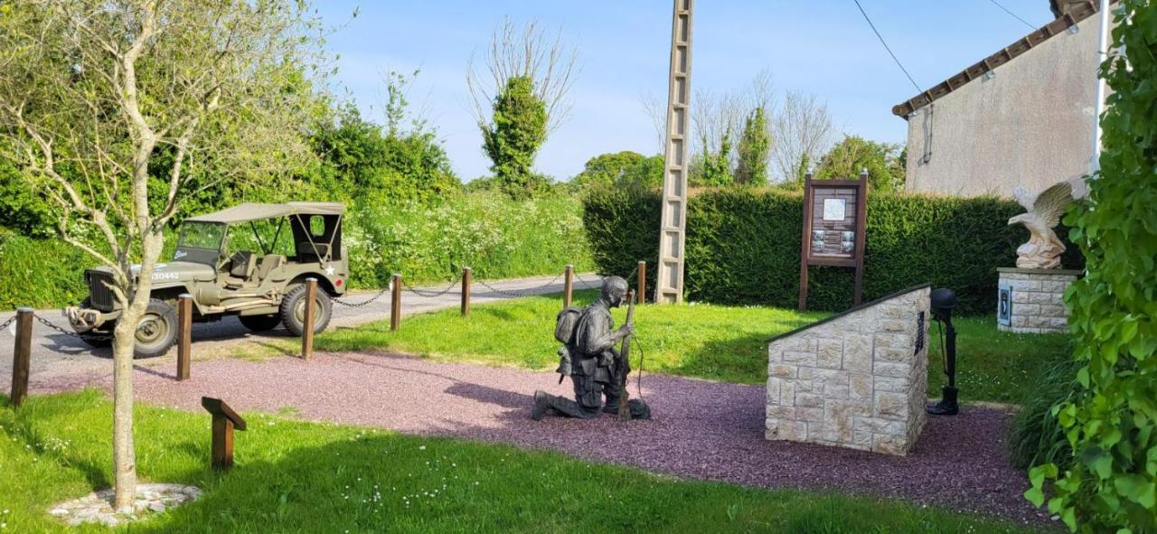 Gite Au Coeur Du Dday Brevands Exteriér fotografie