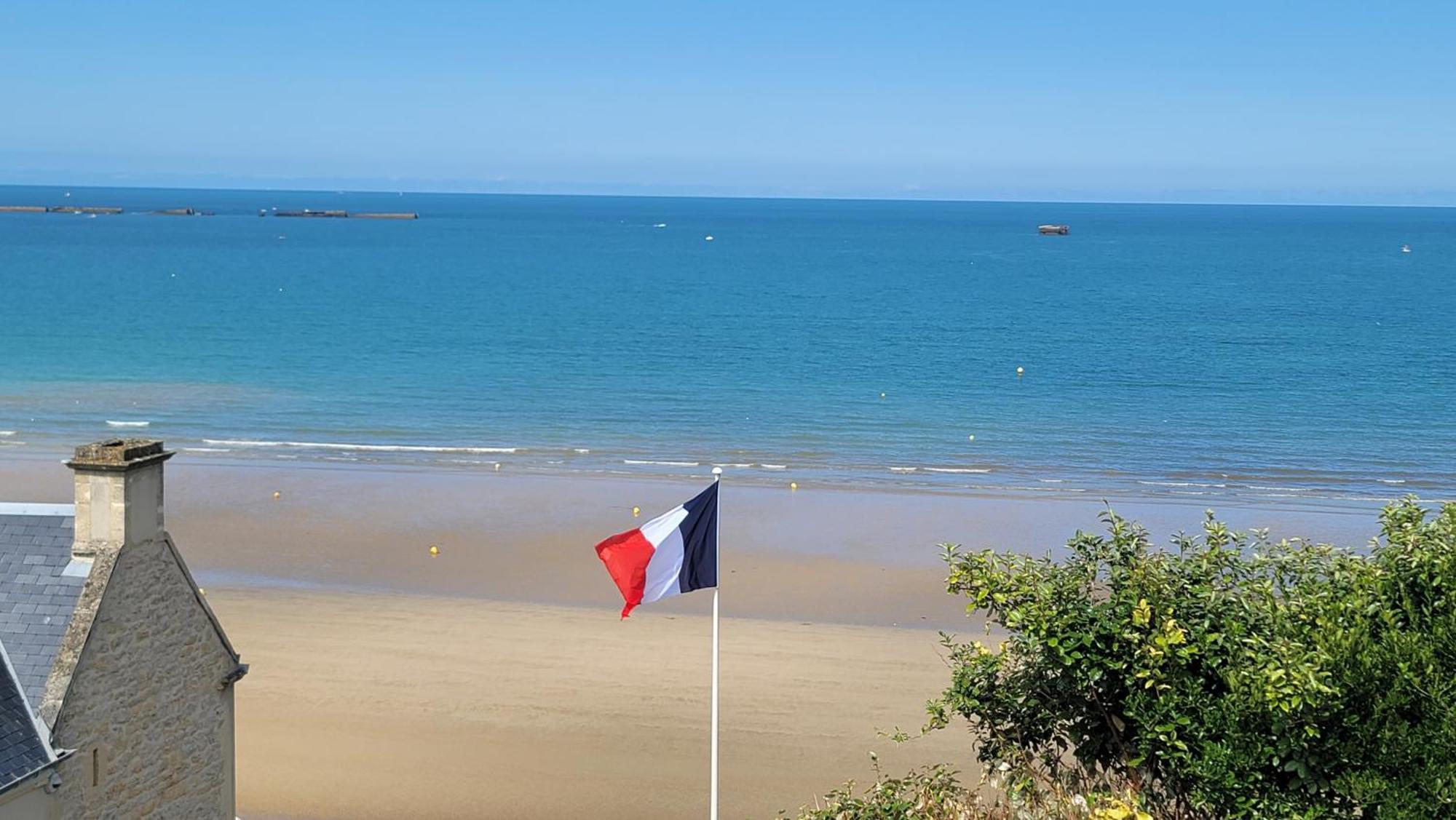 Gite Au Coeur Du Dday Brevands Exteriér fotografie